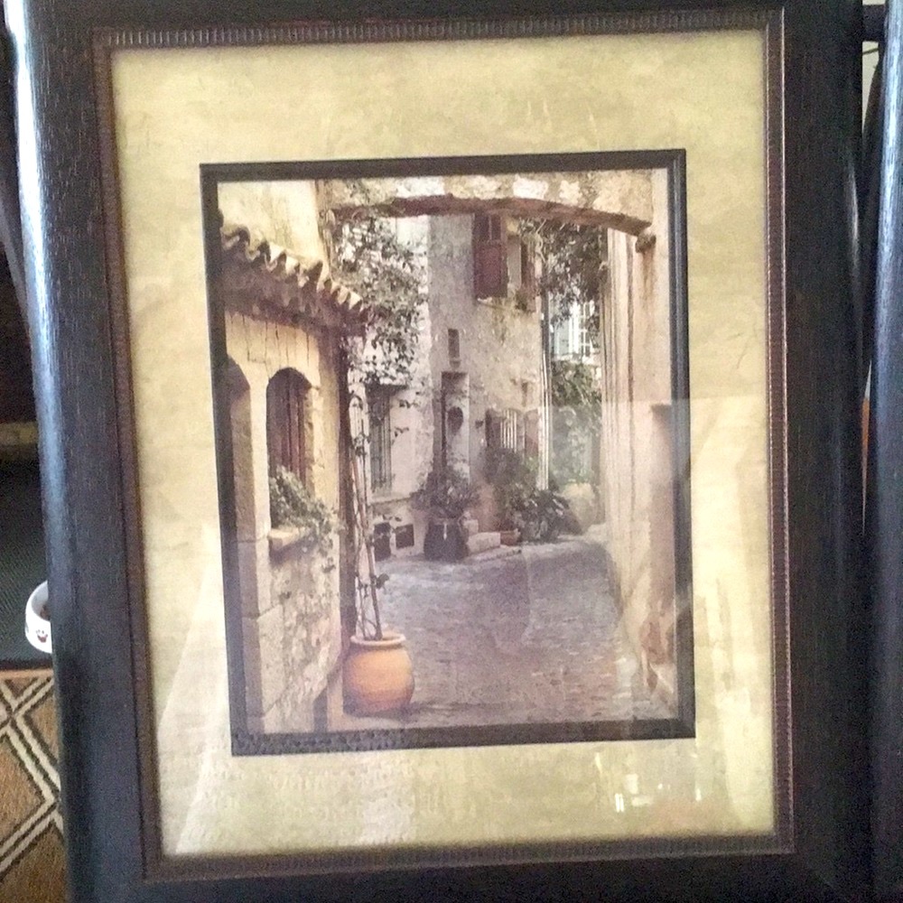 Lovely Pictures of old Italy in Wooden Frame - Picture 2 of 4